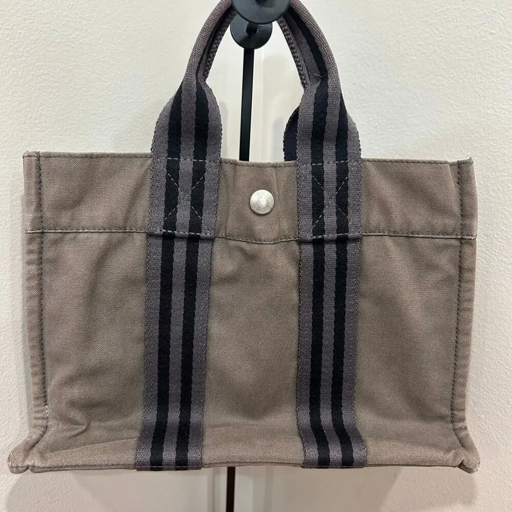 1076 HERMÈS PM Tote Grey